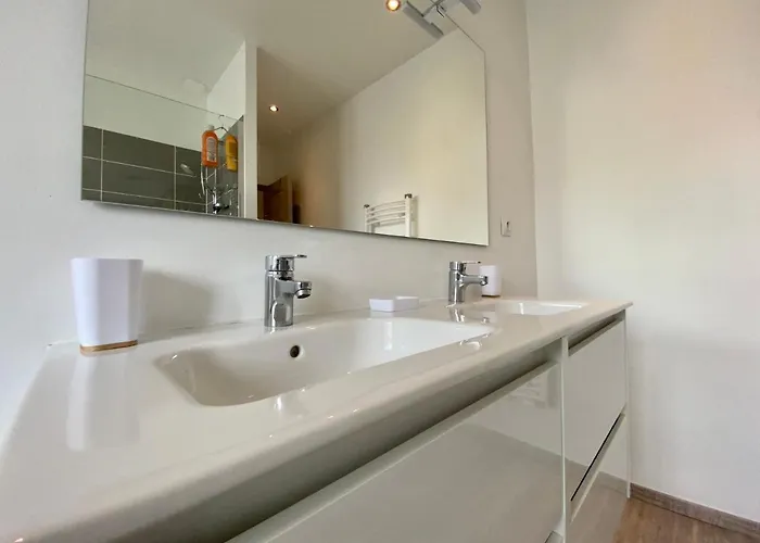 Semesterbostad Maison Tommy