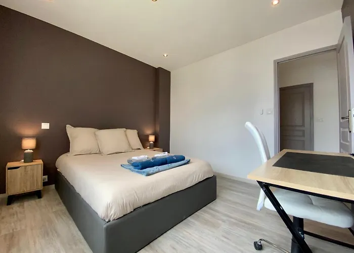 Semesterbostad Maison Tommy *